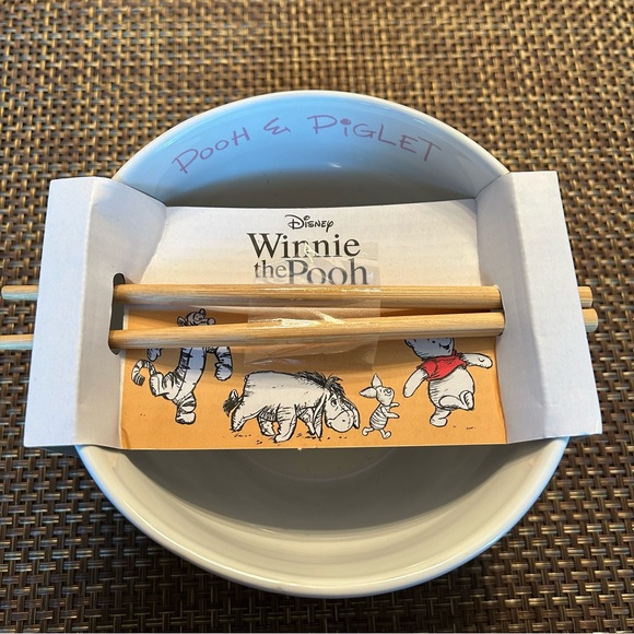 Disney Winnie the Pooh & Piglet Ramen Bowl with Chopsticks NWT - Picture 2 of 5